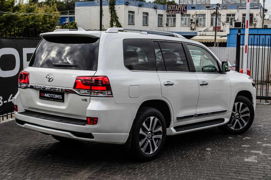 Продам Toyota Land Cruiser 200 SPECIAL EDITION 2017 года в Киеве