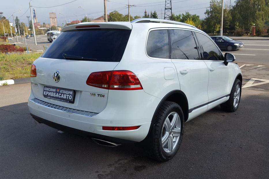 Продам Volkswagen Touareg 2012 года в г. Кривой Рог, Днепропетровская область