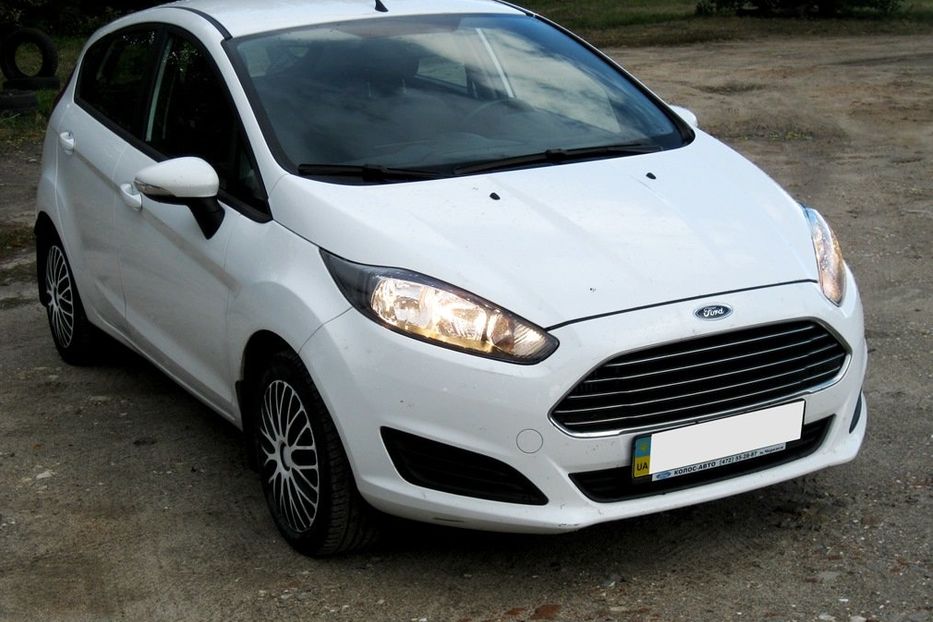 Продам Ford Fiesta EcoBoost 2013 года в Киеве