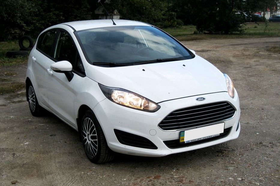 Продам Ford Fiesta EcoBoost 2013 года в Киеве