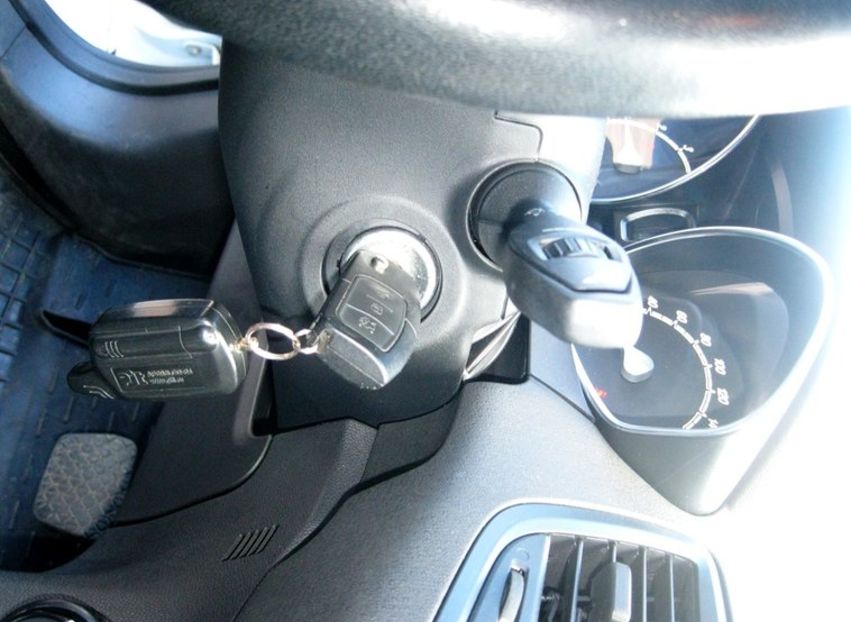 Продам Ford Fiesta EcoBoost 2013 года в Киеве