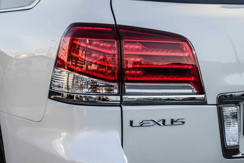 Продам Lexus LX 570 F-Sport 2014 года в Киеве