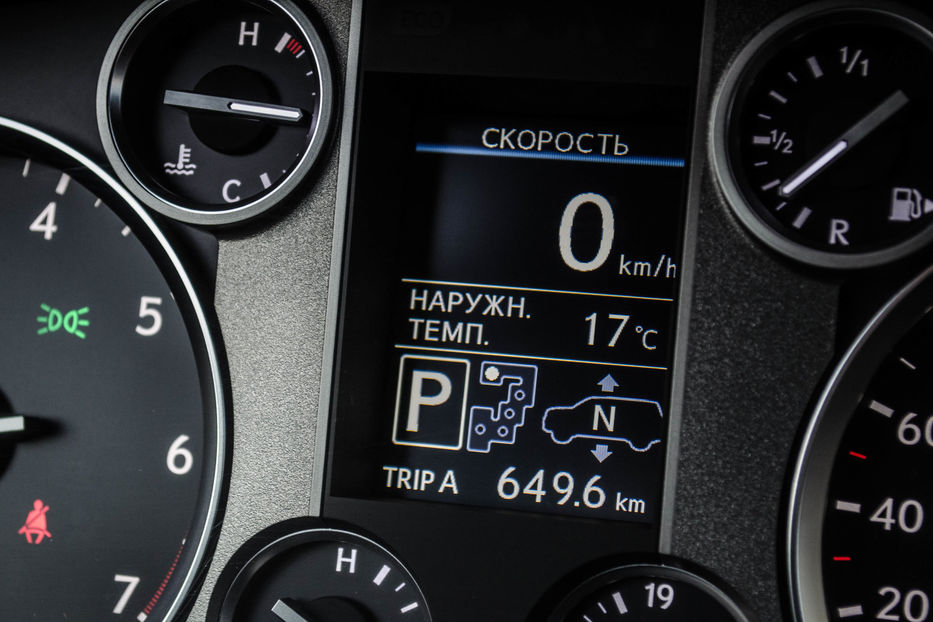 Продам Lexus LX 570 F-Sport 2014 года в Киеве