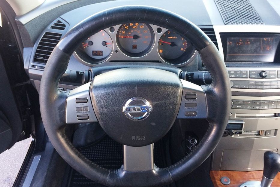 Продам Nissan Maxima 2004 года в Киеве