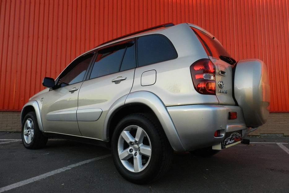 Продам Toyota Rav 4 2005 года в Одессе