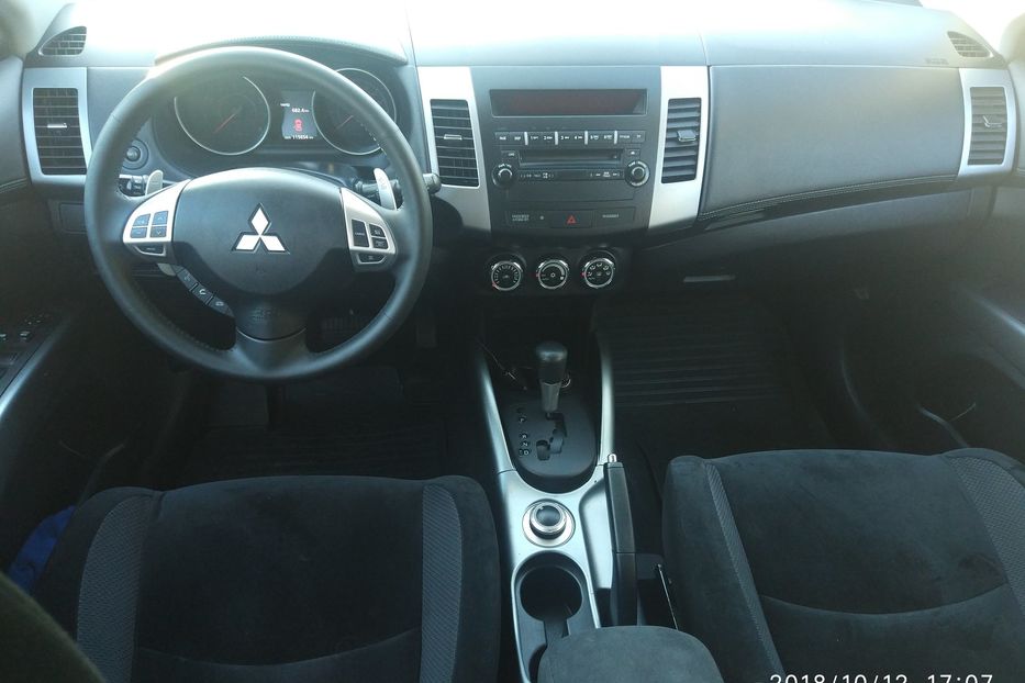 Продам Mitsubishi Outlander XL 2011 года в Одессе