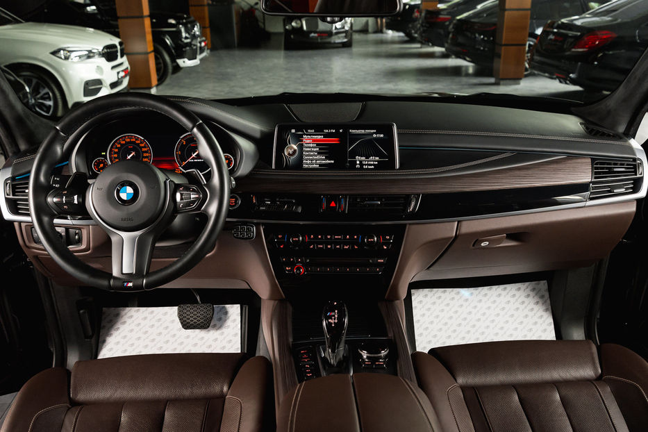 Продам BMW X5 M  5.0 D 2016 года в Одессе