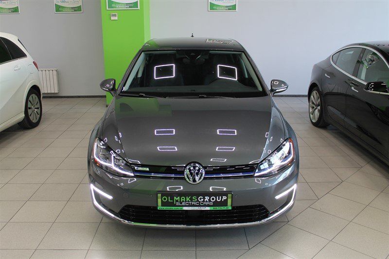 Продам Volkswagen e-Golf SEL Premium 2017 года в Киеве