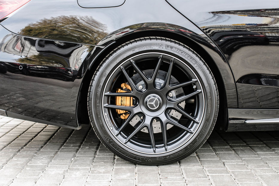 Продам Mercedes-Benz S-Class 63AMG 4Matic+ 2018 года в Киеве