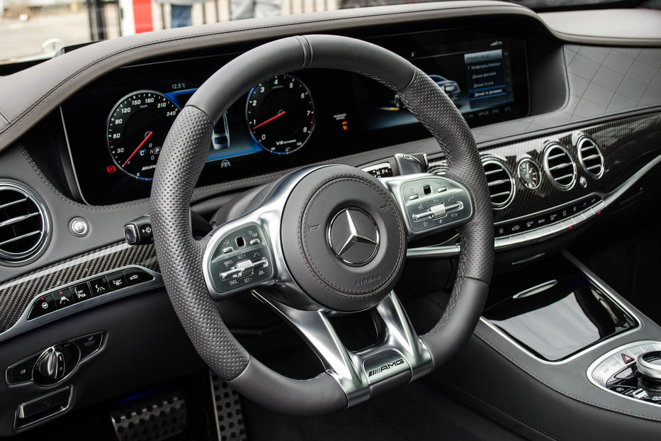 Продам Mercedes-Benz S-Class 63AMG 4Matic+ 2018 года в Киеве
