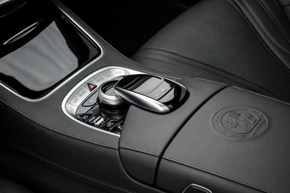 Продам Mercedes-Benz S-Class 63AMG 4Matic+ 2018 года в Киеве