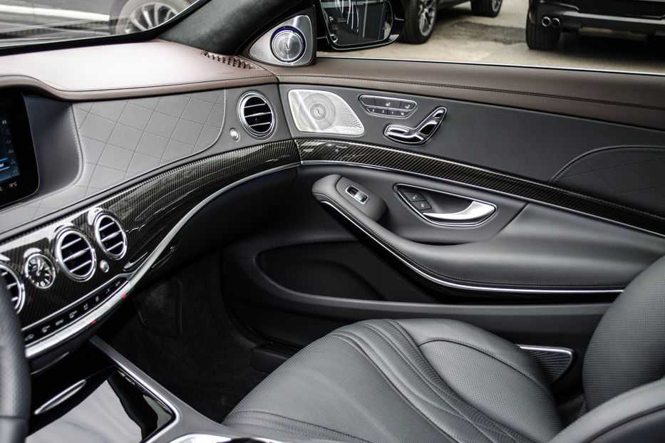 Продам Mercedes-Benz S-Class 63AMG 4Matic+ 2018 года в Киеве