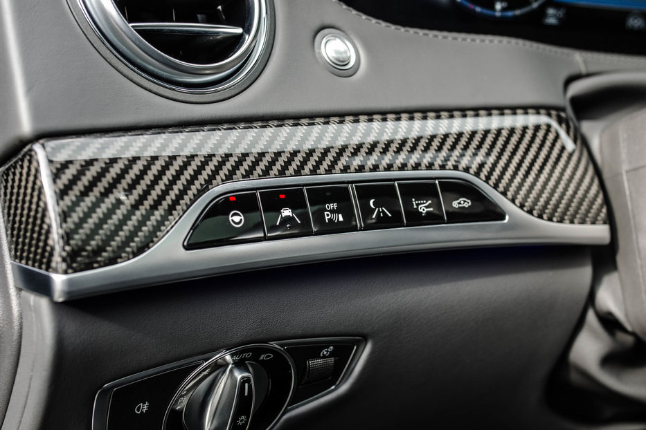 Продам Mercedes-Benz S-Class 63AMG 4Matic+ 2018 года в Киеве