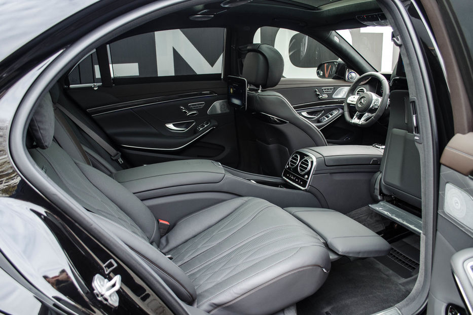 Продам Mercedes-Benz S-Class 63AMG 4Matic+ 2018 года в Киеве