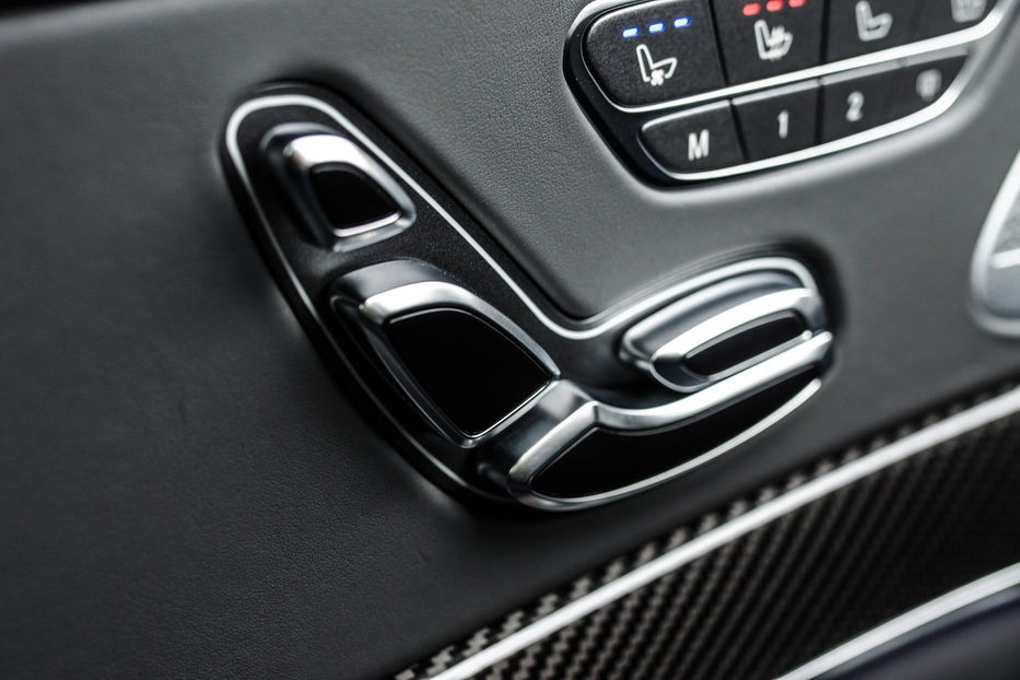 Продам Mercedes-Benz S-Class 63AMG 4Matic+ 2018 года в Киеве