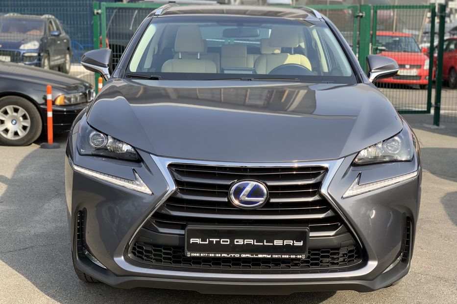 Продам Lexus NX 300 2015 года в Киеве