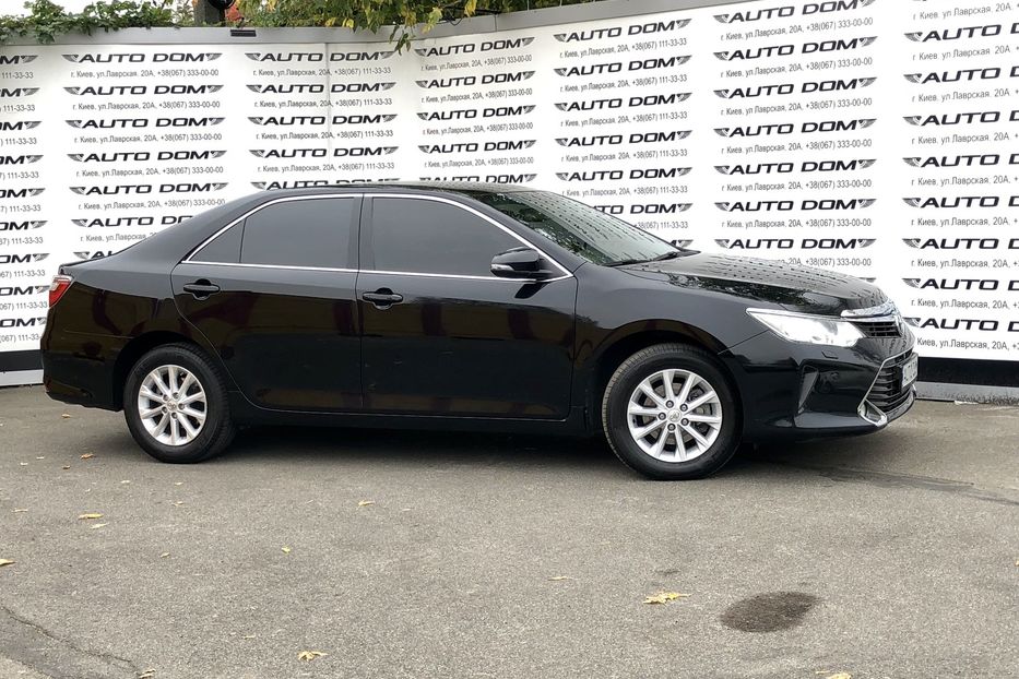Продам Toyota Camry 2.5  2015 года в Киеве