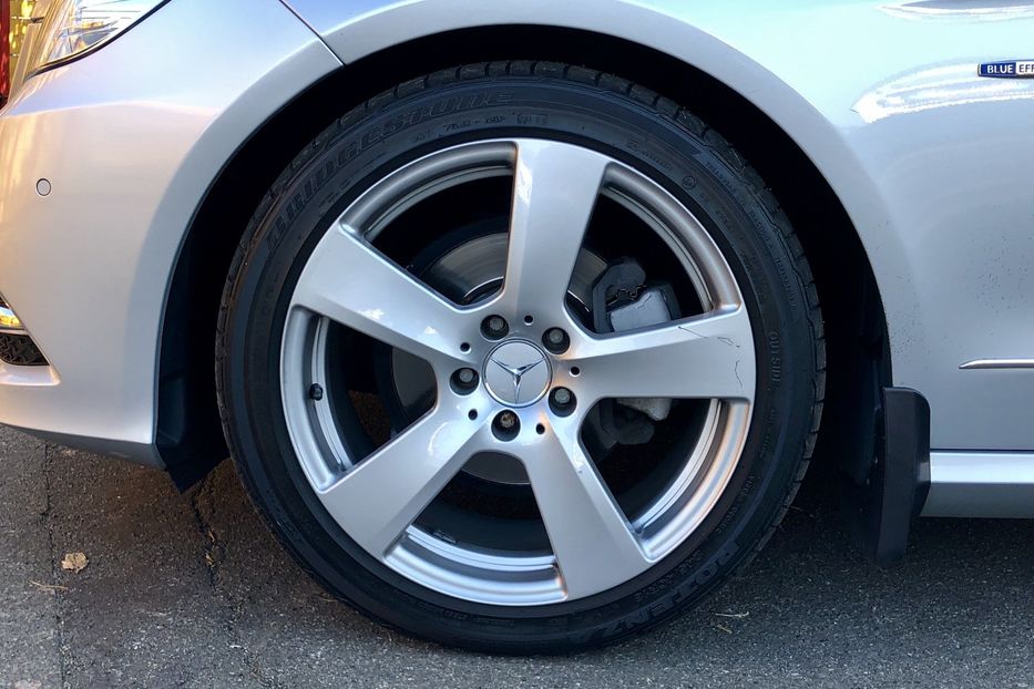 Продам Mercedes-Benz E-Class 200 compressor  2011 года в Киеве