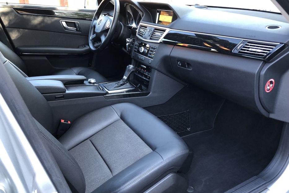 Продам Mercedes-Benz E-Class 200 compressor  2011 года в Киеве