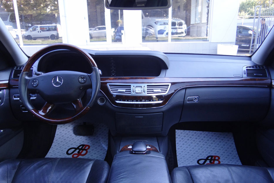 Продам Mercedes-Benz S-Class 500 2006 года в Одессе