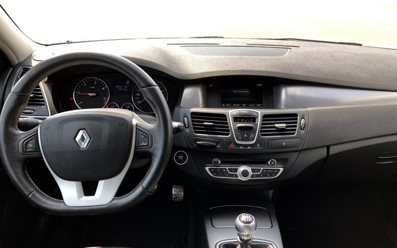 Продам Renault Laguna 2012 года в Харькове