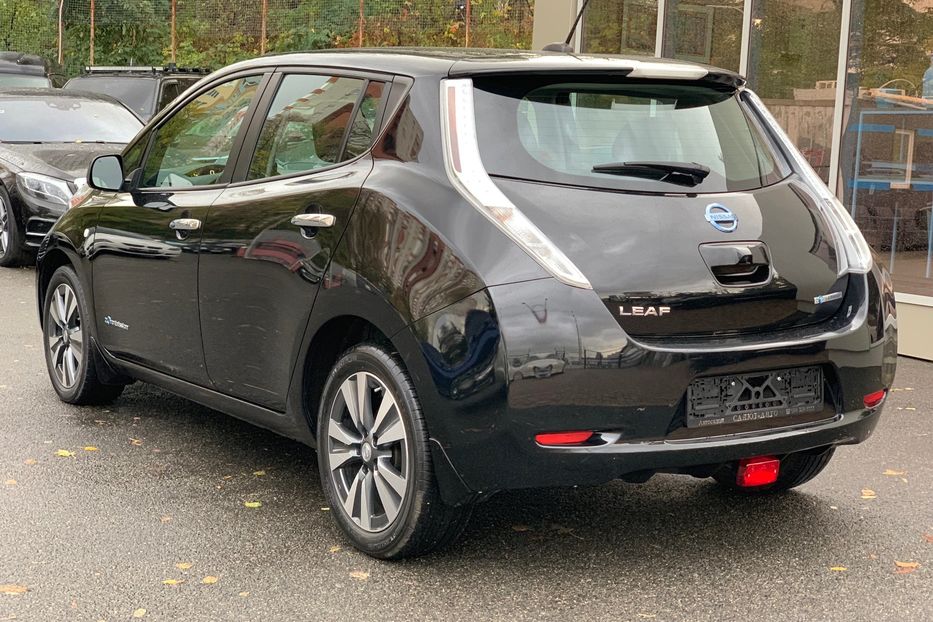 Продам Nissan Leaf SV 2014 года в Киеве