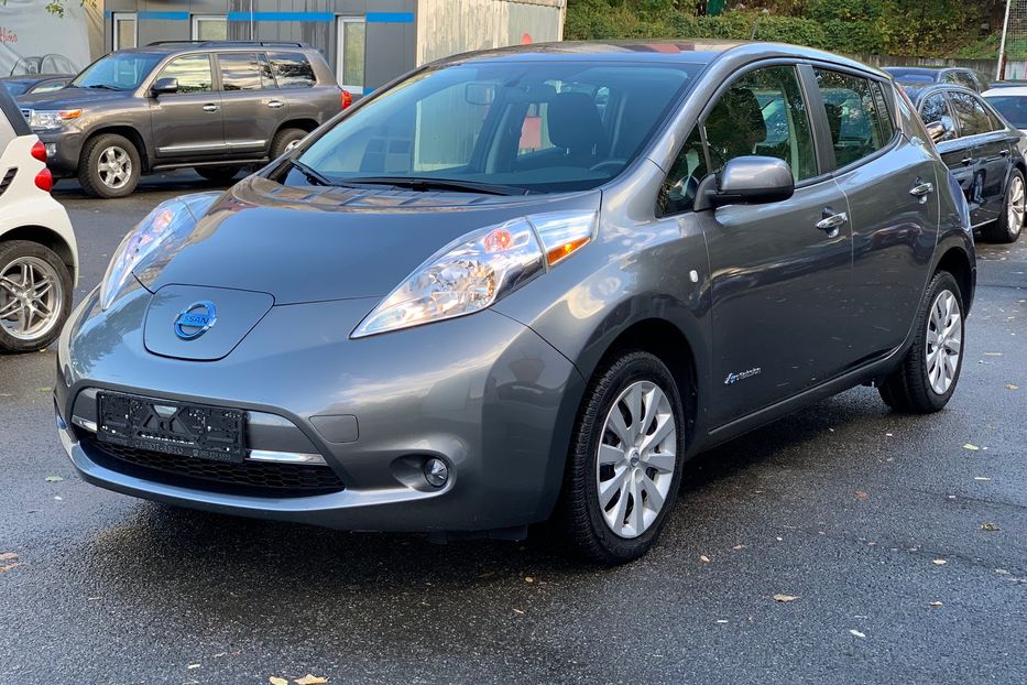 Продам Nissan Leaf S 2014 года в Киеве