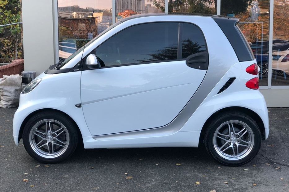 Продам Smart Fortwo Brabus MicroHybrid 2012 года в Киеве