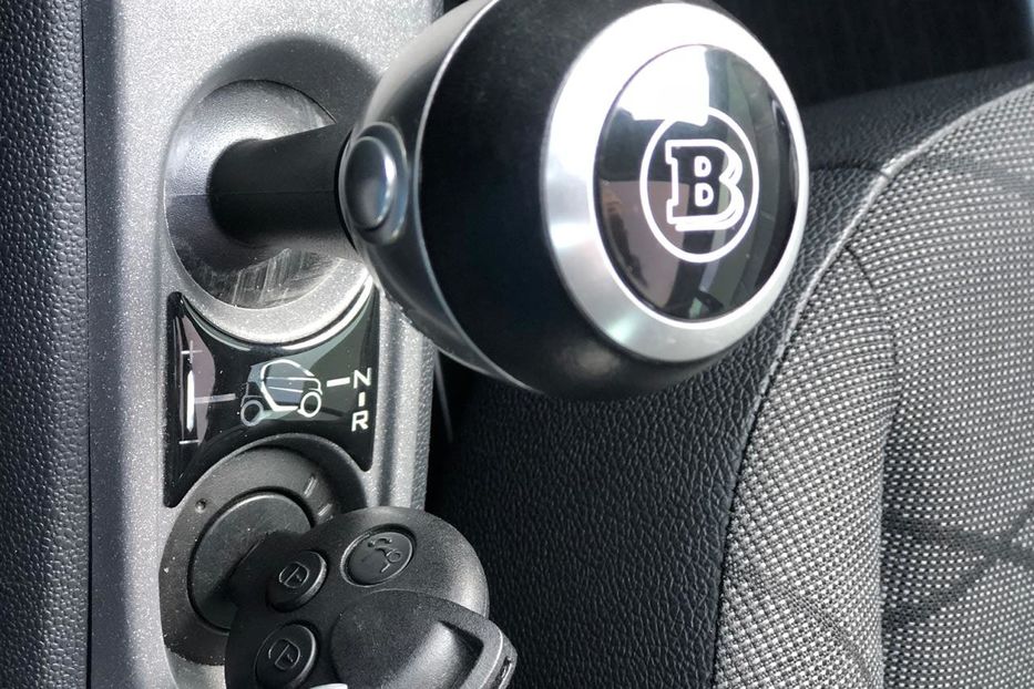 Продам Smart Fortwo Brabus MicroHybrid 2012 года в Киеве