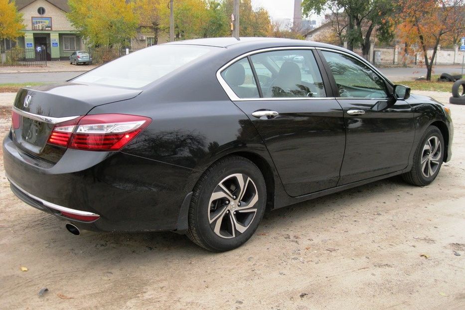 Продам Honda Accord 2016 года в Киеве