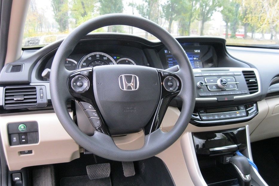 Продам Honda Accord 2016 года в Киеве