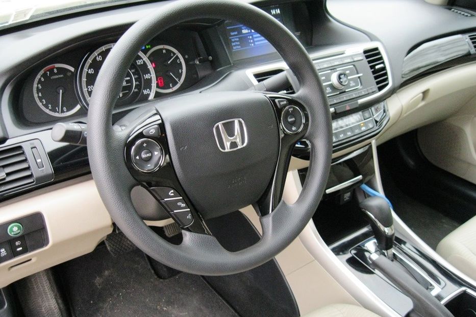 Продам Honda Accord 2016 года в Киеве