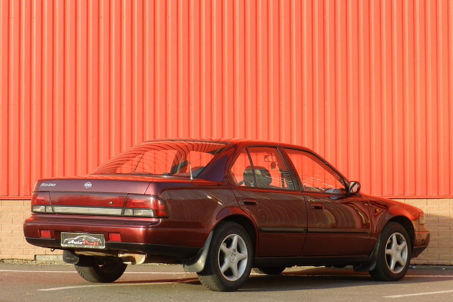 Продам Nissan Maxima 1995 года в Одессе