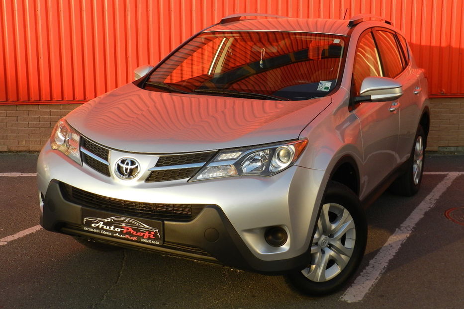 Продам Toyota Rav 4 2015 года в Одессе