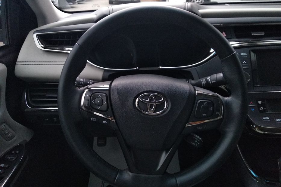 Продам Toyota Avalon Hybrid 2013 года в Одессе