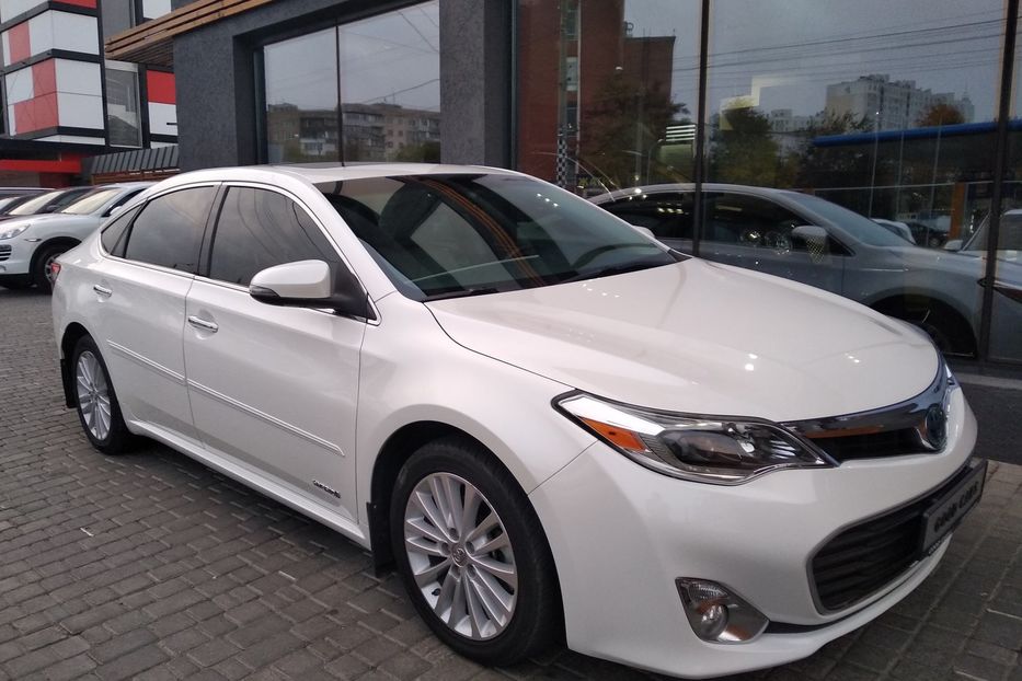 Продам Toyota Avalon Hybrid 2013 года в Одессе