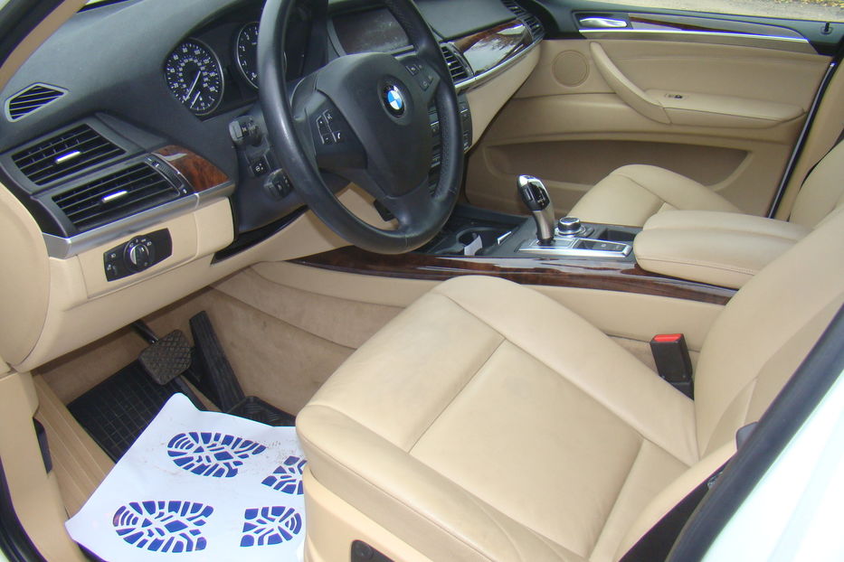 Продам BMW X5 2013 года в Одессе