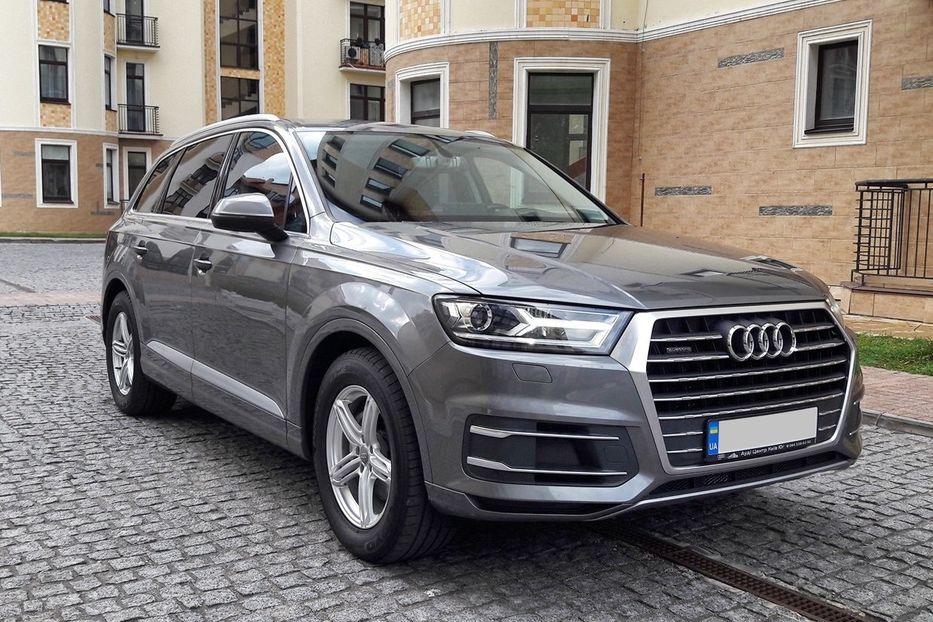 Продам Audi Q7 3.0 TDI 2015 года в Киеве