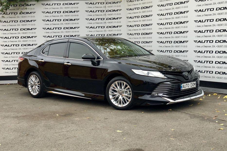 Продам Toyota Camry PREMIUM MODELLISTA 2018 года в Киеве