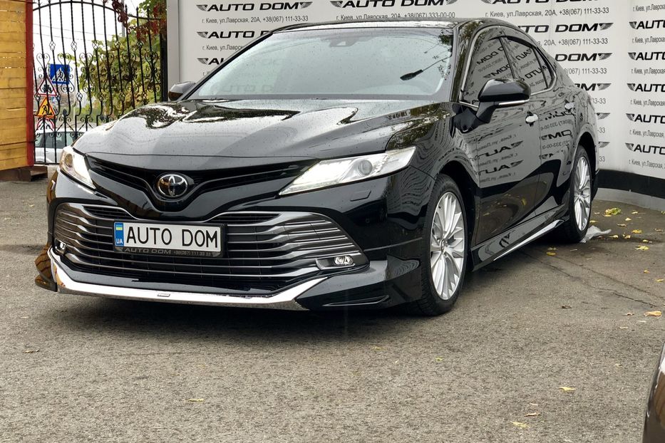 Продам Toyota Camry PREMIUM MODELLISTA 2018 года в Киеве