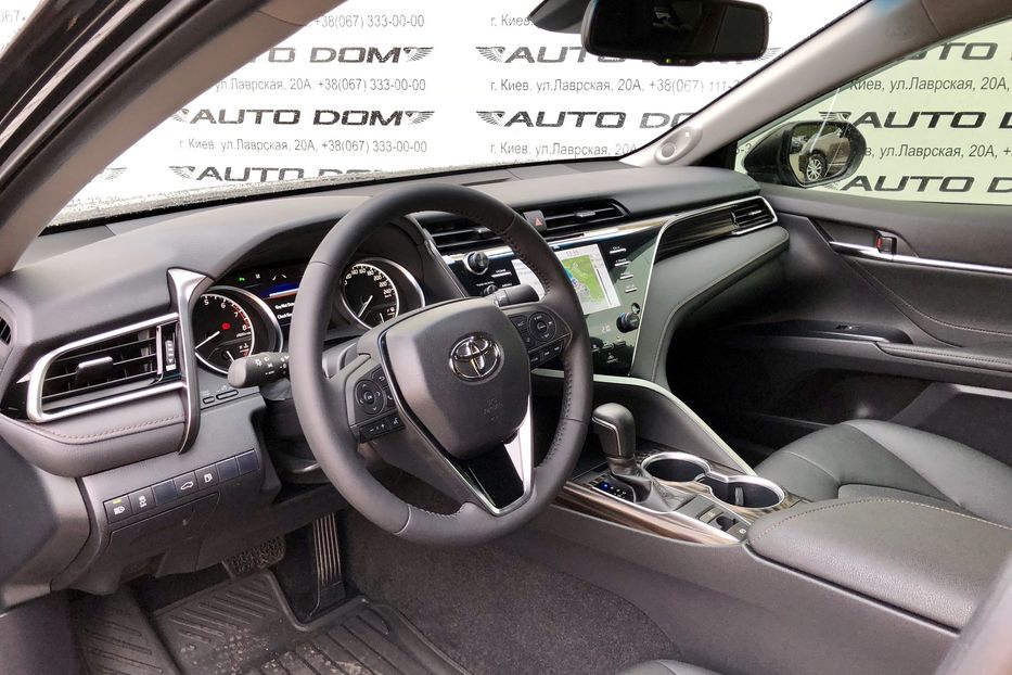 Продам Toyota Camry PREMIUM MODELLISTA 2018 года в Киеве
