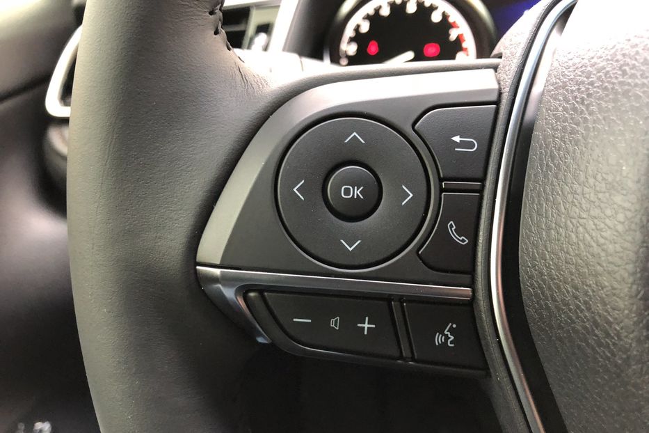 Продам Toyota Camry PREMIUM MODELLISTA 2018 года в Киеве