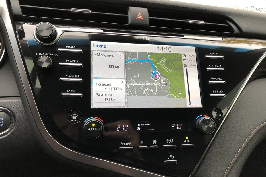 Продам Toyota Camry PREMIUM MODELLISTA 2018 года в Киеве