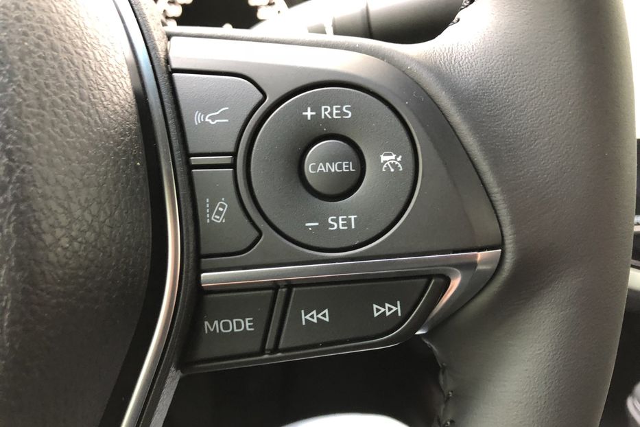 Продам Toyota Camry PREMIUM MODELLISTA 2018 года в Киеве