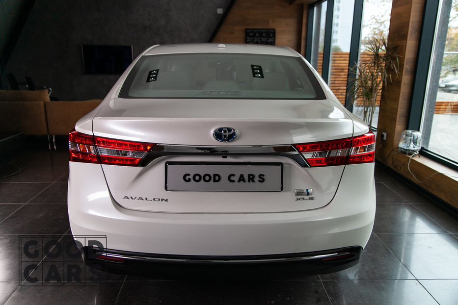 Продам Toyota Avalon Hybrid 2014 года в Одессе