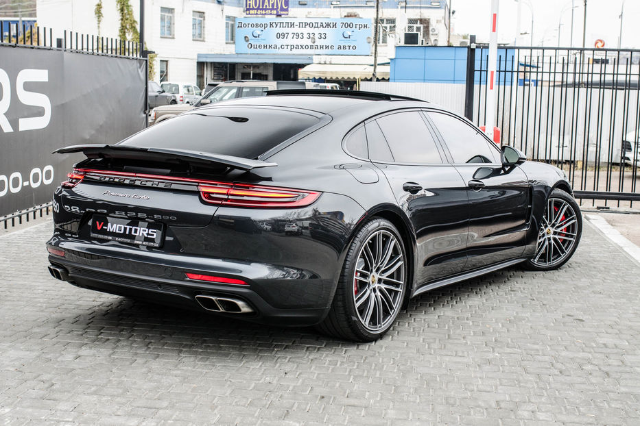 Продам Porsche Panamera Turbo 2018 года в Киеве