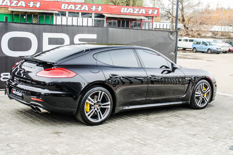 Продам Porsche Panamera Turbo 2014 года в Киеве