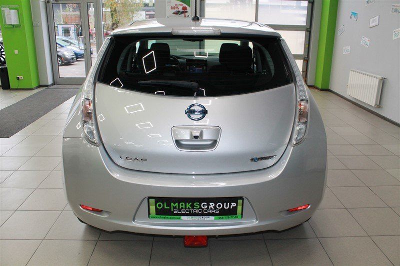 Продам Nissan Leaf SV+, 24kWt 2015 года в Киеве