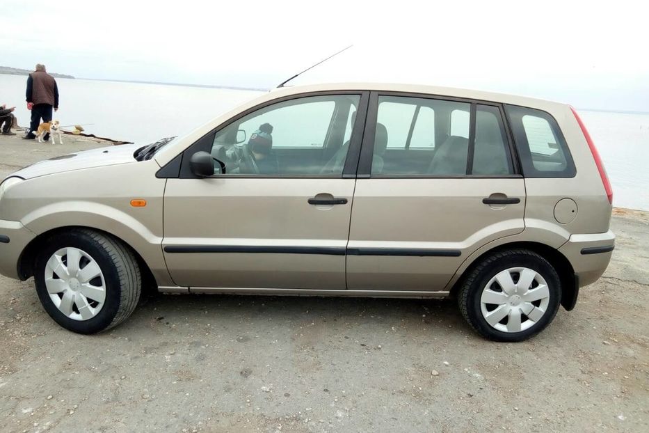 Продам Ford Fusion 2004 года в Одессе