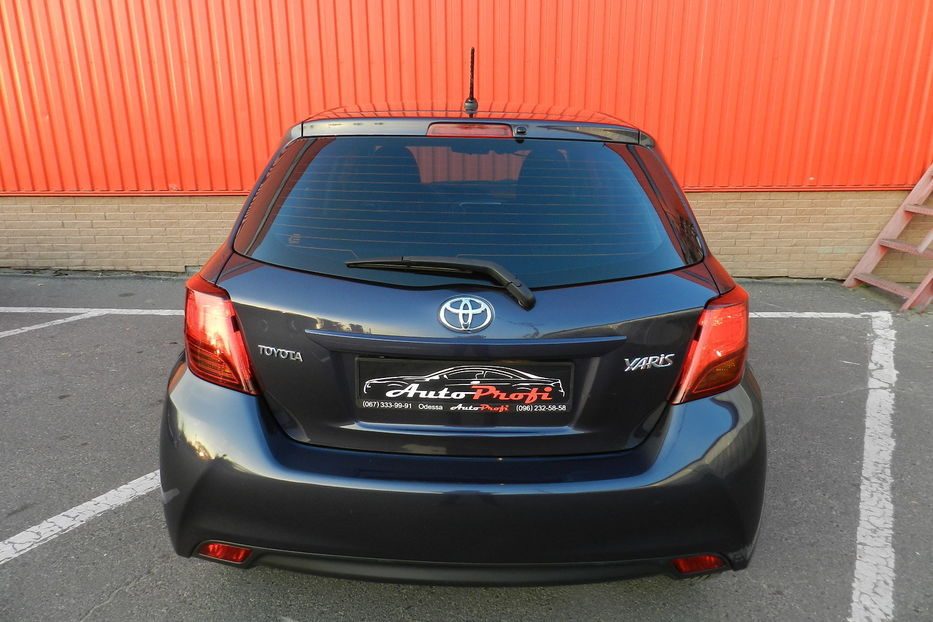 Продам Toyota Yaris Active 2015 года в Одессе